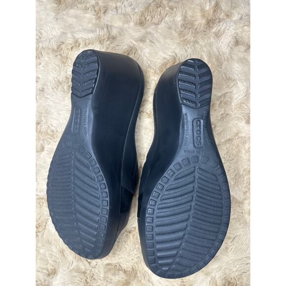 Crocs women’s sz 8 wedge shoes  black - Picture 6 of 6
